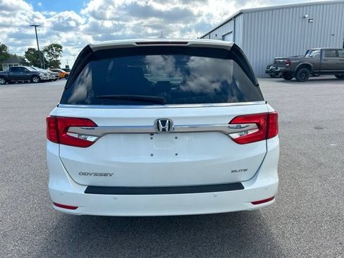 Used 2018 Honda Odyssey Elite image 6