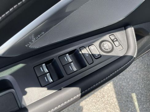 Used 2023 Acura RDX FWD w/ Technology Package image 18