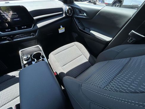 New 2026 Chevrolet Equinox LT FWD image 13