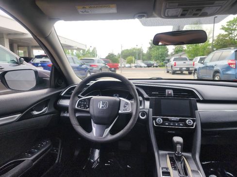 Used 2018 Honda Civic EX image 15