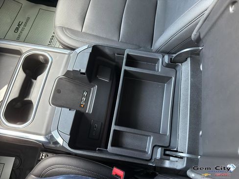 Used 2024 Chevrolet Silverado 2500 LTZ w/ LTZ Convenience Package image 25