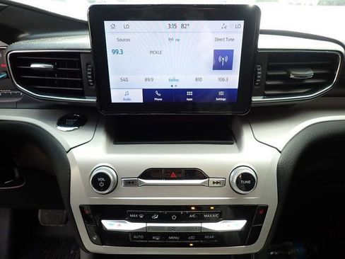 Used 2023 Ford Explorer XLT w/ Equipment Group 202A image 15