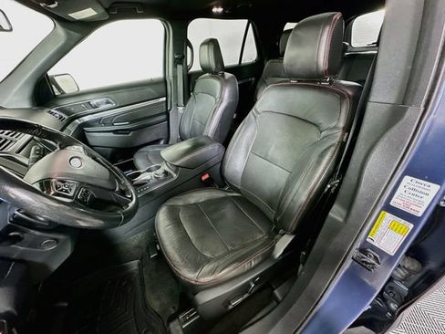 Used 2018 Ford Explorer Sport w/ Equipment Group 401A AWD/4WD image 27