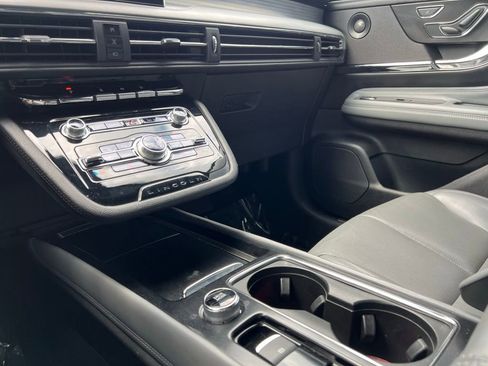 Used 2021 Lincoln Corsair Grand Touring image 55