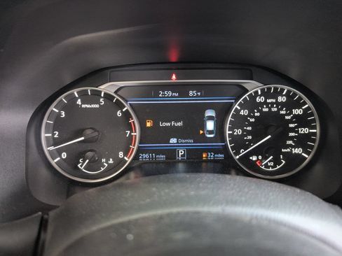 Used 2023 Nissan Altima 2.5 SV FWD image 16