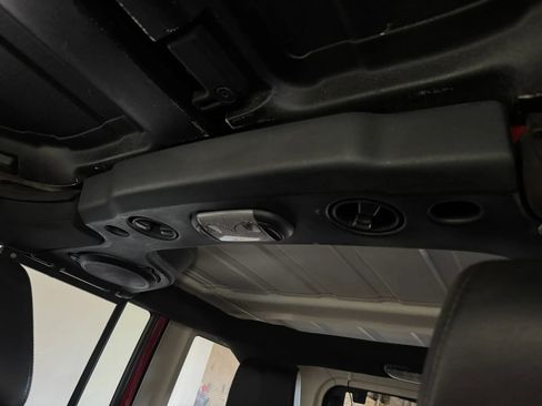 Used 2014 Jeep Wrangler Unlimited Sport w/ Quick Order Package 24S AWD/4WD image 31