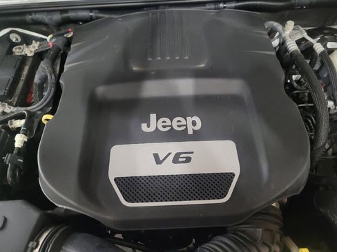 Used 2017 Jeep Wrangler Unlimited Sport w/ Quick Order Package 24S image 30