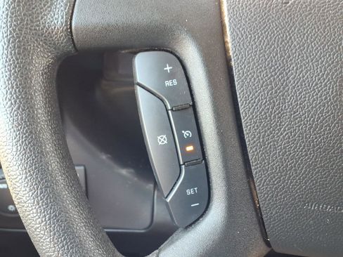 Used 2024 Chevrolet Express 2500 w/ Driver Convenience Package RWD image 20