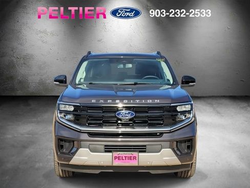 New 2025 Ford Expedition Max Platinum w/ Driver's Package image 2