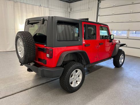 Used 2018 Jeep Wrangler Unlimited Sport S AWD/4WD image 4