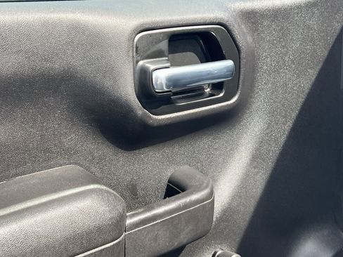 Used 2021 GMC Sierra 1500 Base image 14