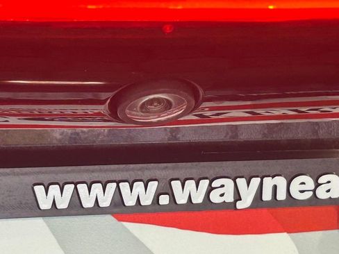 Used 2022 Chrysler Pacifica Touring-L image 20