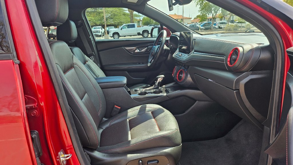 Used 2023 Chevrolet Blazer RS w/ Enhanced Convenience Package FWD image 19