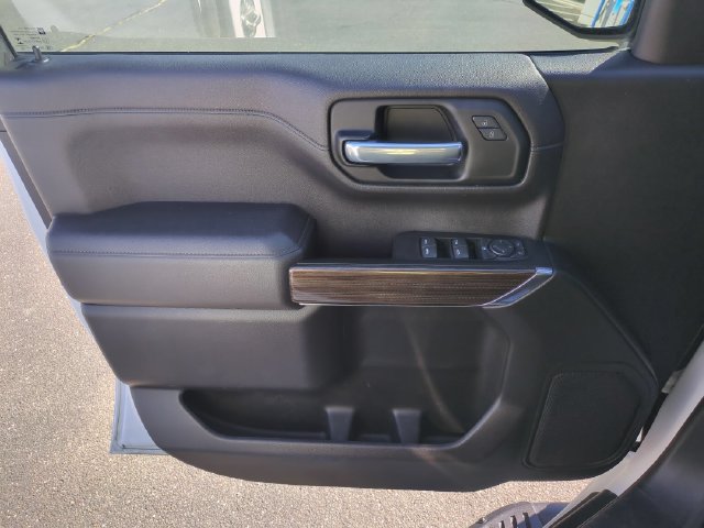 Used 2022 Chevrolet Silverado 1500 LT Trail Boss w/ Bed Protection Package AWD/4WD image 11