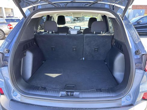 Used 2024 Ford Escape Active AWD/4WD image 8
