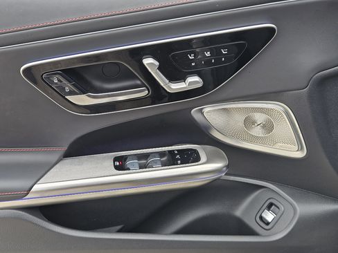 Used 2026 Mercedes-Benz CLE 53 AMG 4MATIC Cabriolet image 19