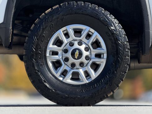 Used 2020 Chevrolet Silverado 2500 LT w/ All Star Edition image 17