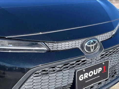 Used 2021 Toyota Corolla LE image 28