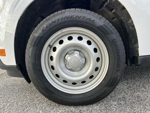 Certified 2024 Ford Maverick XL FWD image 12