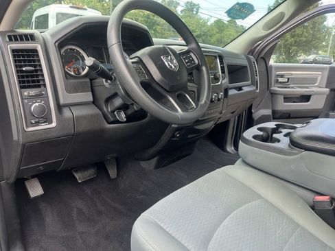 Used 2019 RAM 1500 Tradesman w/ Chrome Plus Package image 14