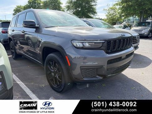 Used 2024 Jeep Grand Cherokee L Laredo AWD/4WD image 1