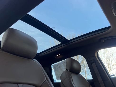 Used 2016 Lincoln MKX Reserve image 18