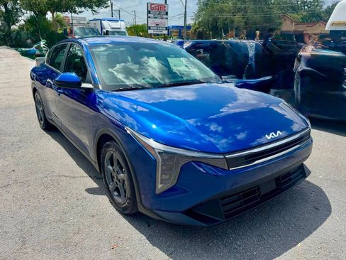 Used 2026 Kia K4 FWD image 10