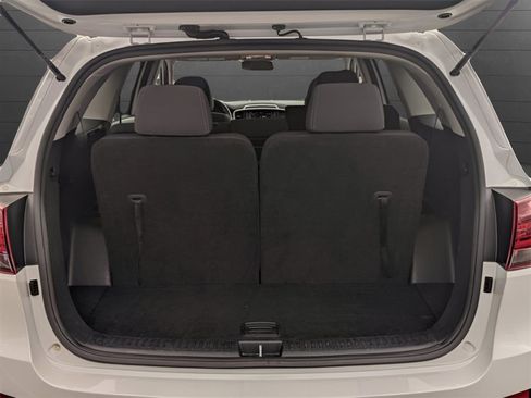 Used 2020 Kia Sorento LX V6 image 31