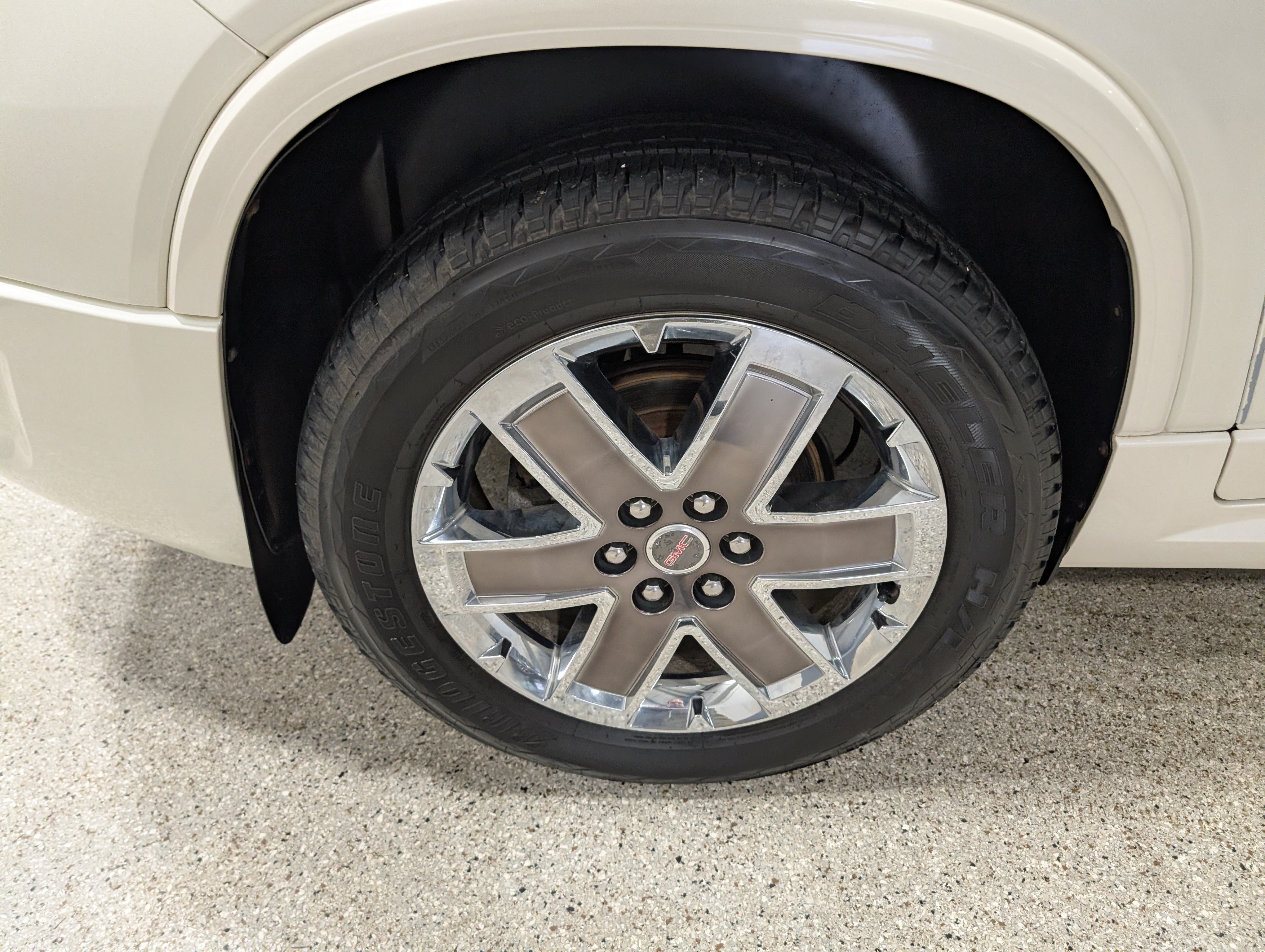 Used 2011 GMC Acadia Denali AWD/4WD image 11