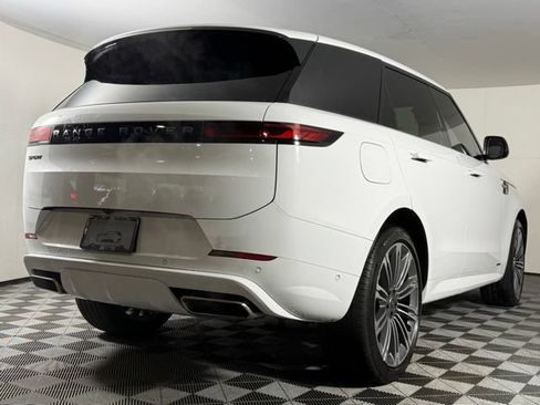 Used 2025 Land Rover Range Rover Sport Autobiography AWD/4WD image 8