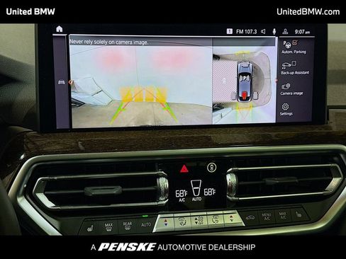 Used 2025 BMW X4 xDrive30i AWD/4WD image 9