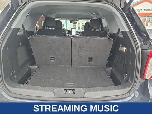 Used 2022 Ford Explorer Limited w/ Limited Technology Package image 8