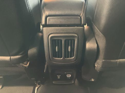 Used 2020 Jeep Compass Limited image 24