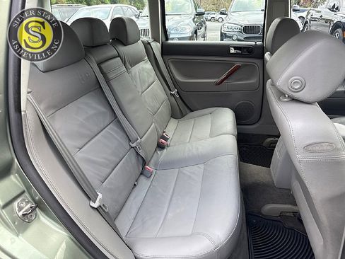 Used 2003 Volkswagen Passat GLX image 16