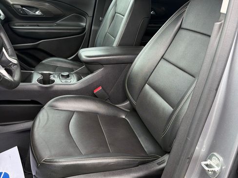 Used 2023 GMC Terrain SLT w/ Tech Package AWD/4WD image 12