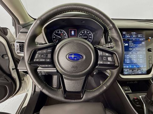 Used 2025 Subaru Outback Onyx Edition AWD/4WD image 13