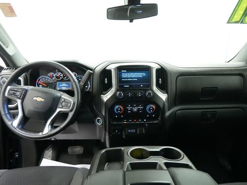 Used 2021 Chevrolet Silverado 1500 LT AWD/4WD image 31