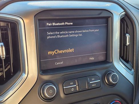 Used 2019 Chevrolet Silverado 1500 LT w/ Convenience Package image 6