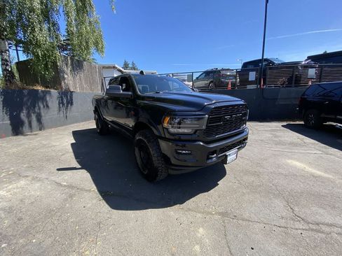 Used 2022 RAM 2500 Limited AWD/4WD image 8