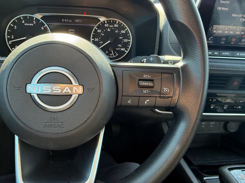 Certified 2024 Nissan Rogue S FWD image 19