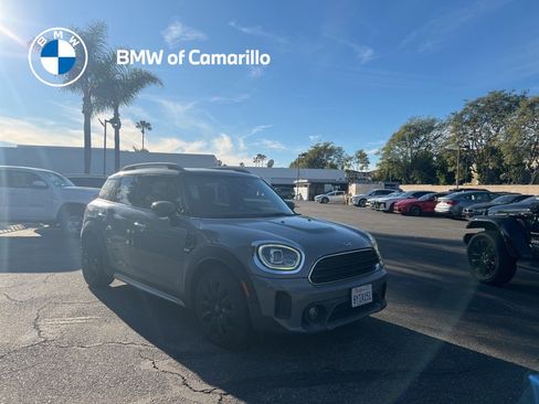 Used 2021 MINI Cooper Countryman image 1