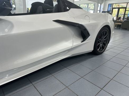 Used 2023 Chevrolet Corvette Stingray Premium Conv w/ Z51 Performance Package RWD image 20