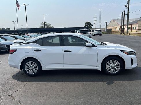 New 2025 Nissan Sentra S image 3