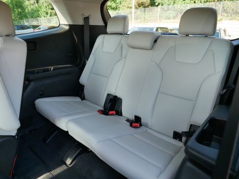 Certified 2024 Kia Telluride S w/ S Sunroof Package AWD/4WD image 37