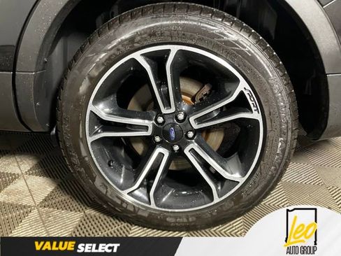 Used 2015 Ford Explorer Sport w/ Equipment Group 401A AWD/4WD image 27