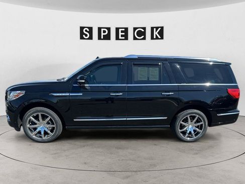 Used 2018 Lincoln Navigator L Reserve w/ Technology Package AWD/4WD image 2
