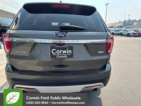 Used 2016 Ford Explorer Limited w/ Equipment Group 301A AWD/4WD image 5