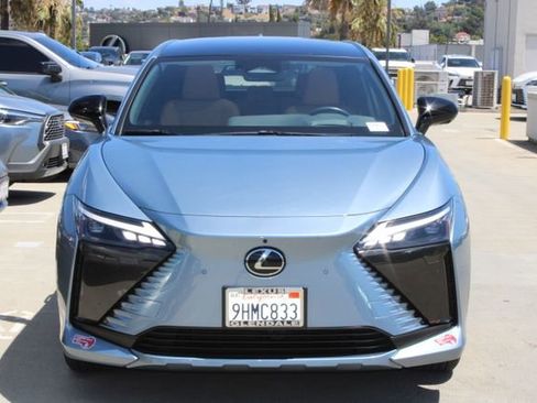 Certified 2023 Lexus RZ 450e Premium w/ Technology Package image 2