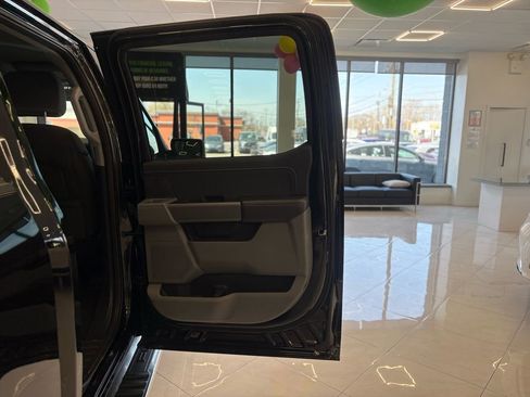 Used 2025 Ford F150 XLT w/ Equipment Group 301A Standard image 40