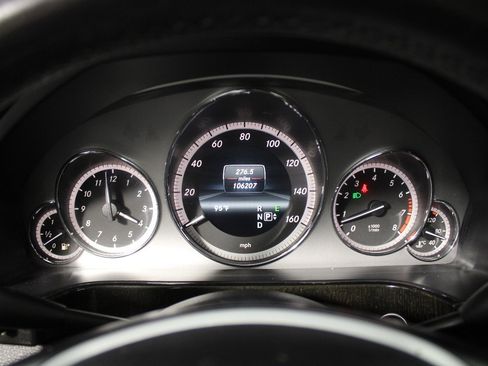 Used 2013 Mercedes-Benz E 350 Sedan image 15